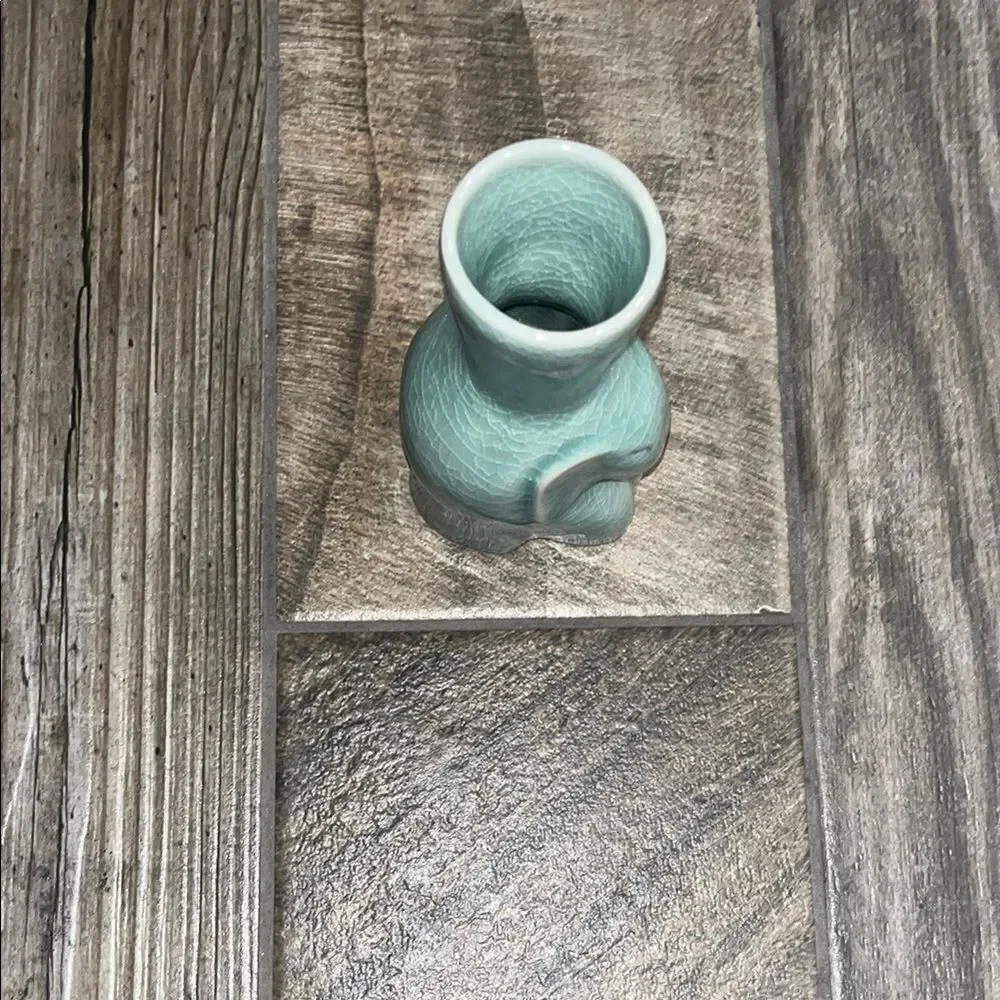 Novica signed & numbered Turquoise Elephant Vase